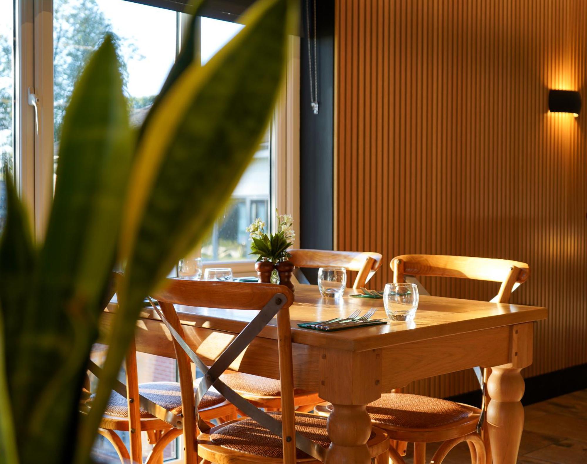 All Saints Resort Bury St. Edmunds Esterno foto